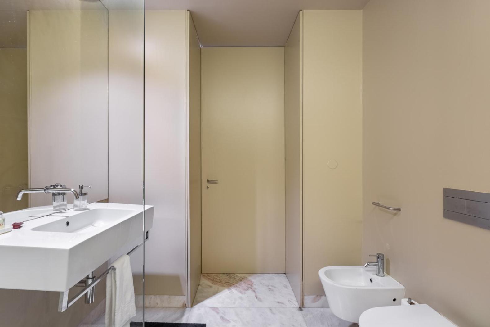 Joivy Downtown Market Apartments Lisboa Ngoại thất bức ảnh